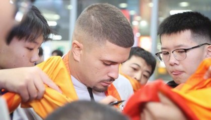 德转信息显示卡扎尔已租借山东泰山，租借费19.1万欧