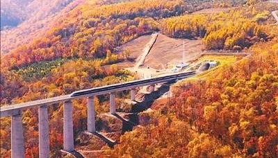 东北省际高铁首次形成闭环（产经观察·收官之际看工程）