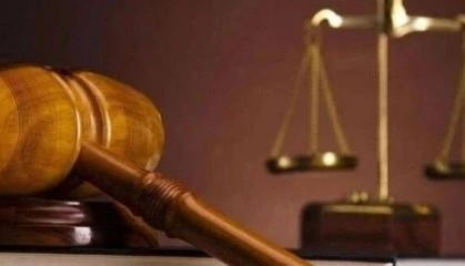 游客雪山游玩不慎滑倒致骨折 景区旅游公司拒赔后法院这样判