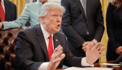 风向变了!美俄刚谈完,朝鲜主动找上中方大使,外交部释放重磅信号