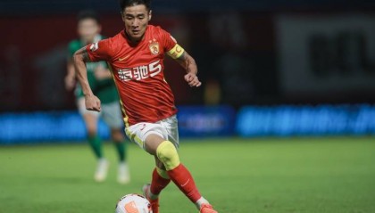 记者：韦世豪本来至少分期付款的钱还有点小可能拿到，现在零可能