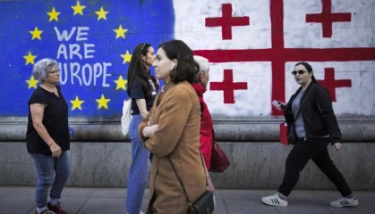 “入欧先锋”按下暂停键，格鲁吉亚缘何“改弦更张”？