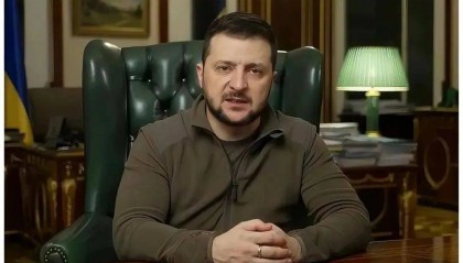 乌军丧失40%“战果”，泽连斯基却还在做梦？又有一国下场，援助乌克兰1亿美元！