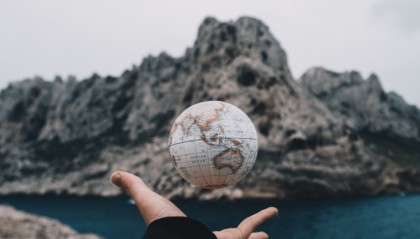 DApp深度解析：去中心化应用如何改变商业格局