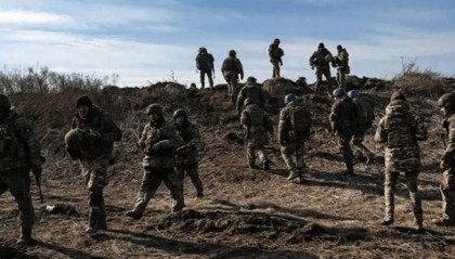 乌克兰败局已定？外交部罕见发声，泽连斯基撑不住了