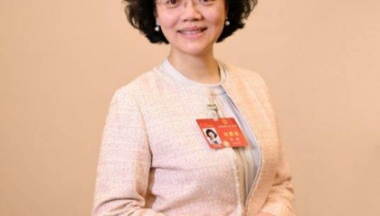 聚焦两会丨全国人大代表、财信金控董事长程蓓:运用区块链技术提高资本市场信息披露质量