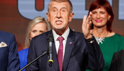 捷克议会众议院选举：主张“捷克人优先”的前总理巴比什胜出