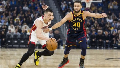 库里空砍31分阿德巴约19+9 勇士不敌热火吞下两连败