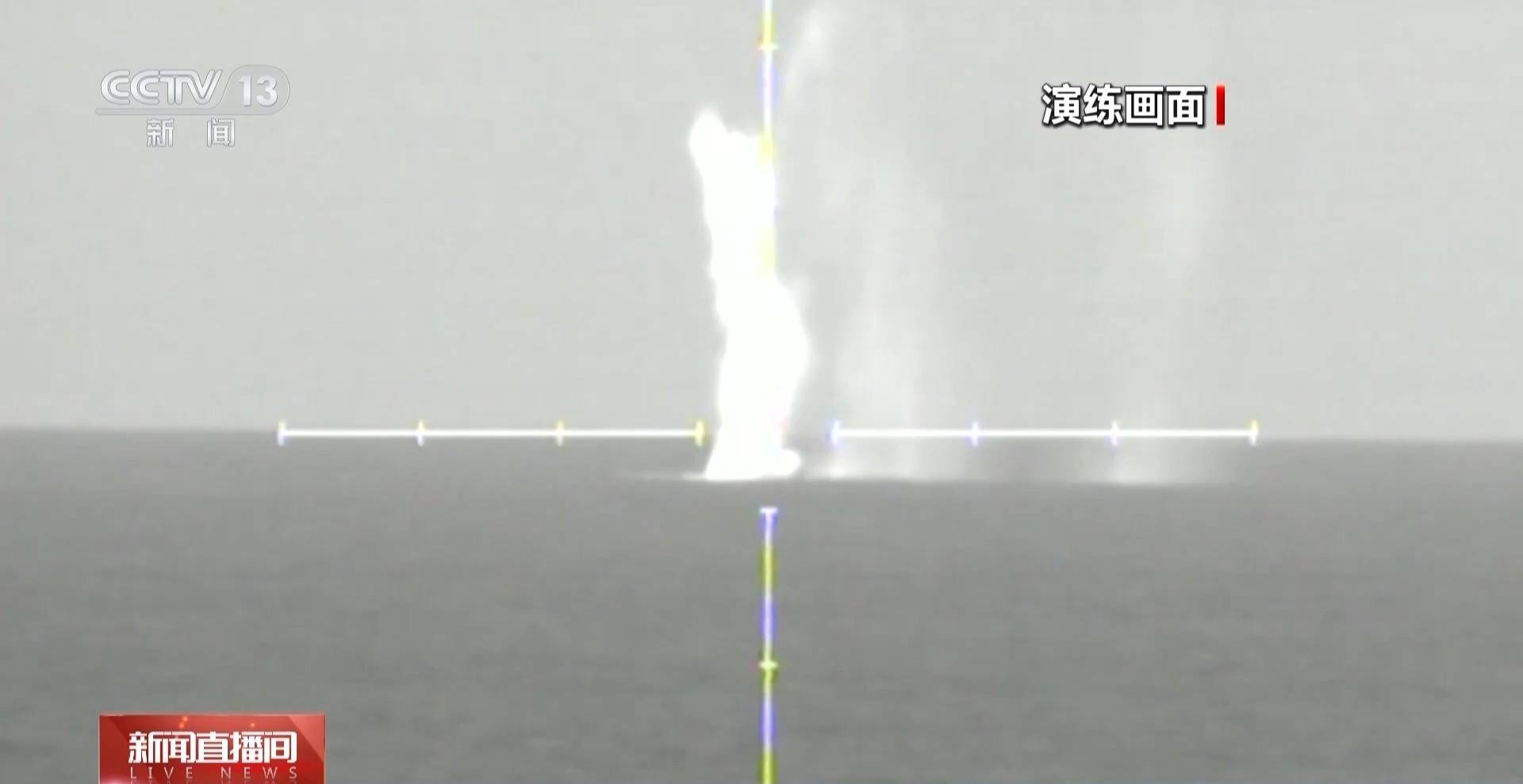 近距离看干扰弹发射瞬间!海军第47批护航编队开展多课目实战化训练