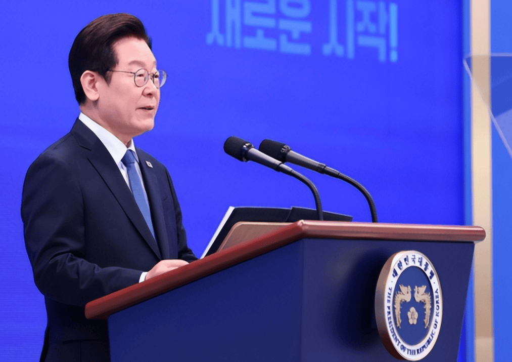 中方专机离开,李在明遗憾承认中韩关系还没恢复,下定决心访华