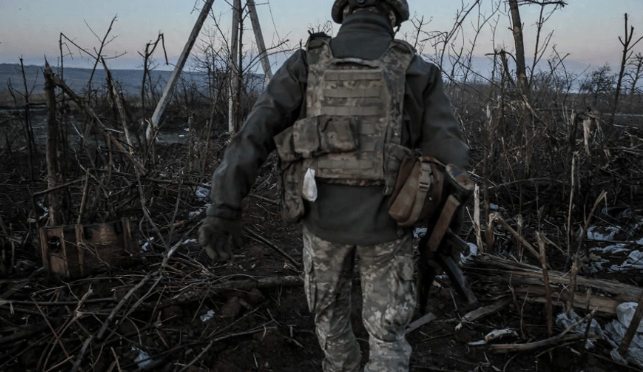 乌军承认红军城已沦陷,俄军无人机封锁了撤退和补给通道,泽连斯基命令乌军血战到底!